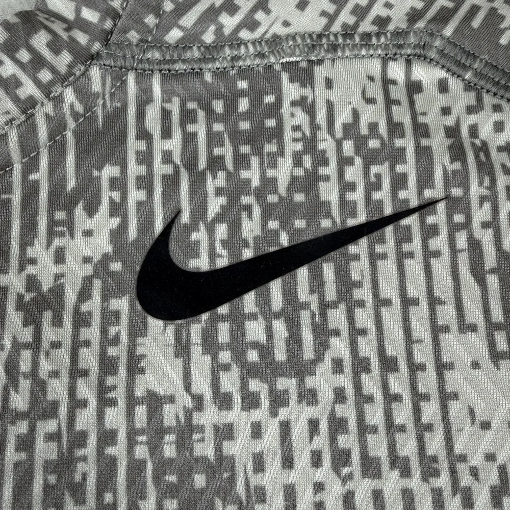 Nike Pro Dri-Fit Fitted Compression Digital Camo Long‎ Sleeve Athletic Shirt L